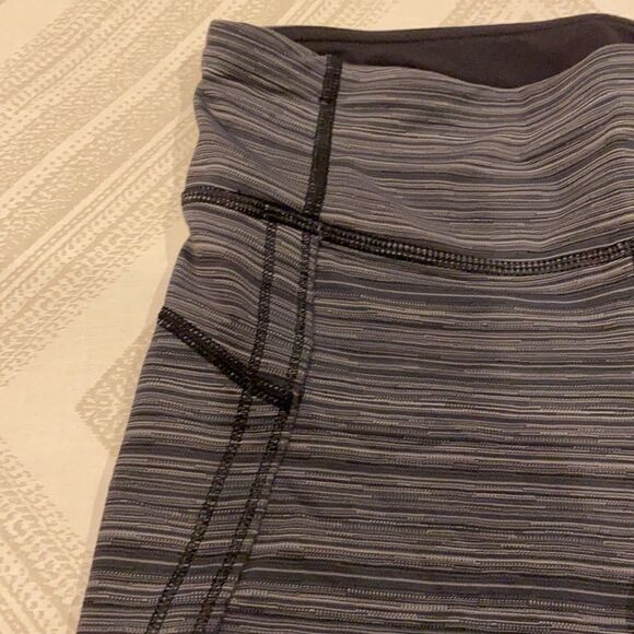 Lululemon Top Speed Crop Striped Leggings - Picture 3 of 7